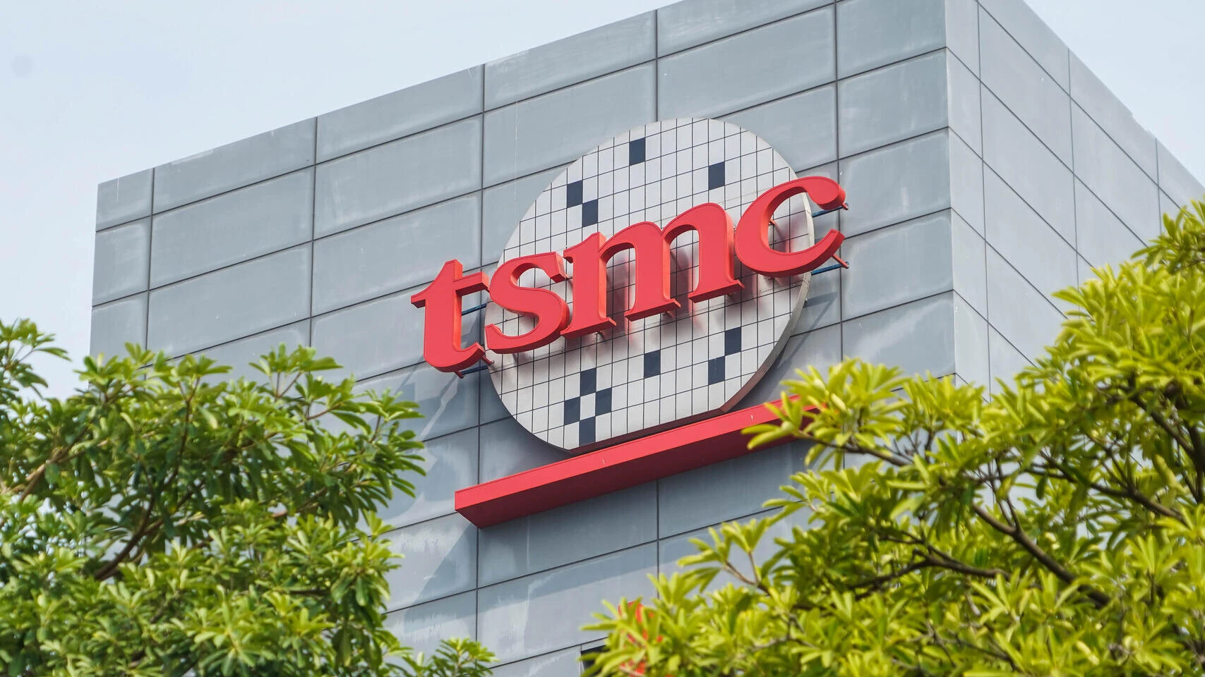 TSMC của Đài Loan báo cáo mức lương trung bình của nhân viên là 2,5 triệu Đài tệ vào năm 2023