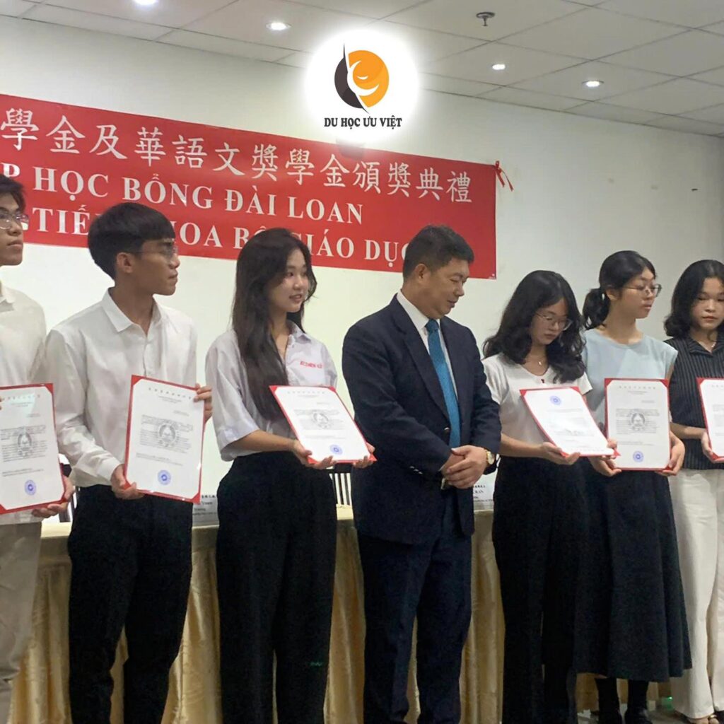 Chinh phục học bổng MOE cùng Du học Ưu Việt